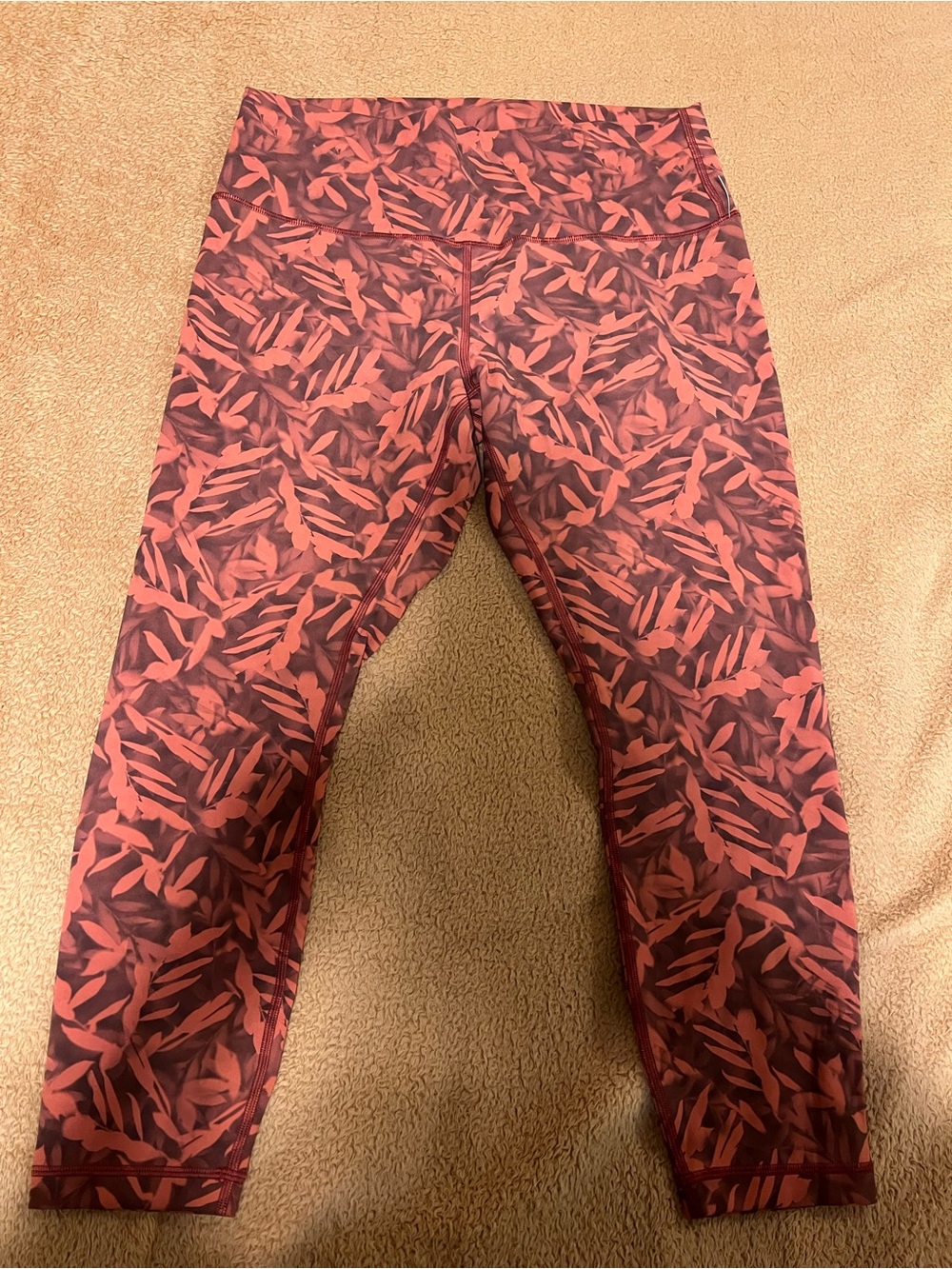 lululemon athletica Red & Burgundy Leaf-Print Leggings